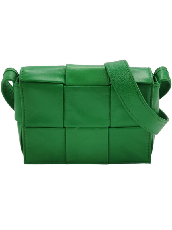 Bottega Veneta Cassette Intreccio — продано