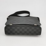 Louis Vuitton District — фото 6