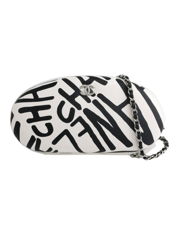 Chanel Lambskin Shoulder Bag — продано