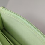 Chanel 19 Bag C — фото 10