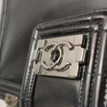 Chanel Patent CC Shoulder Bag (Шанель) — фото 13