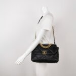 Chanel 19 Bag C — фото 2