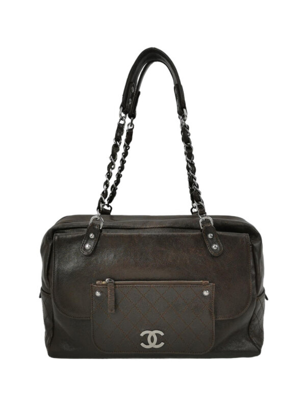 Chanel Leather Shoulder Bag — продано