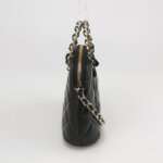 Chanel Lambskin Shoulder Bag — фото 3