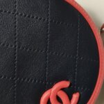 Chanel Round — фото 20