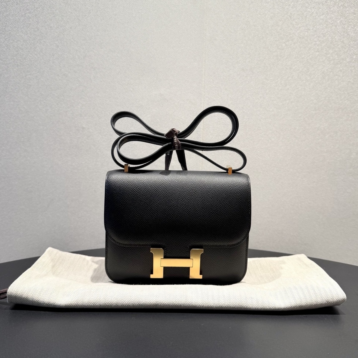 Hermès Constance — фото 1