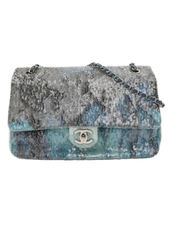 Chanel Flap — продано