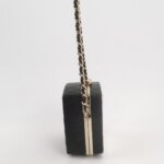 Chanel Lambskin Shoulder Bag — фото 4