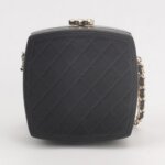 Chanel Lambskin Shoulder Bag — фото 5