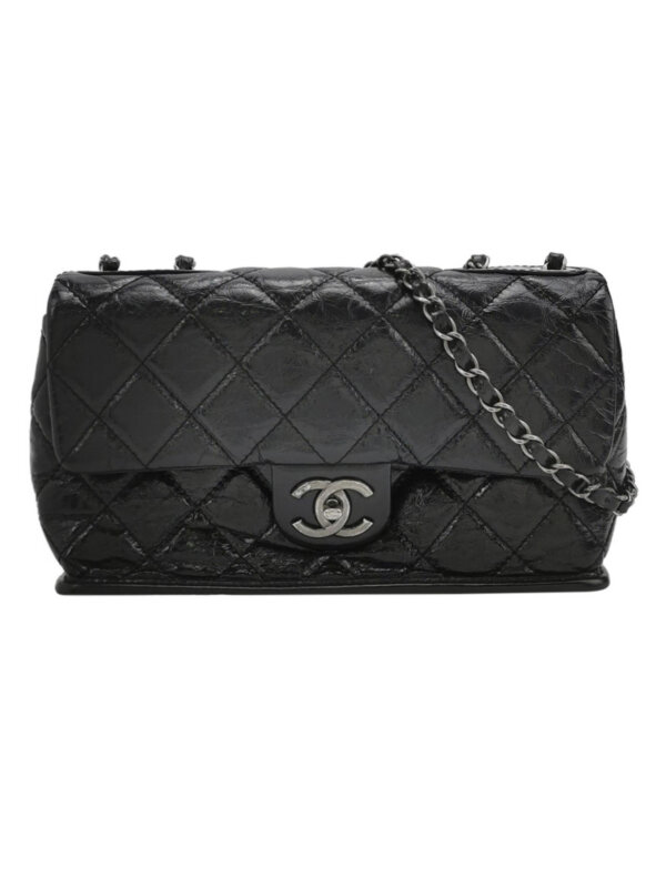 Chanel Flap — продано