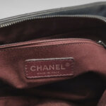 Chanel Leather Shoulder Bag — фото 10