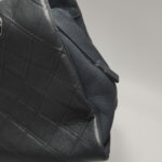 Chanel Leather Shoulder Bag — фото 25