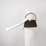 Louis Vuitton Looping Monogram — фото 2