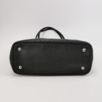 Chanel Leather Shoulder Bag — фото 6