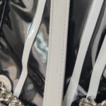 Chanel Leather Shoulder Bag — фото 11