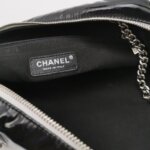 Chanel Leather Shoulder Bag — фото 8