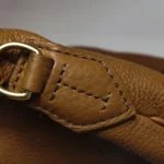 Louis Vuitton Mahina Selene (Луи Виттон) — фото 15