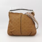 Louis Vuitton Mahina Selene — фото 3