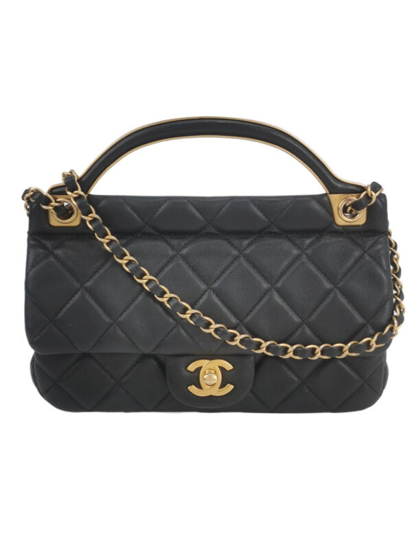 Chanel Leather Shoulder Bag — продано