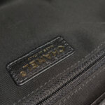 Chanel Leather Shoulder Bag — фото 11