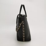 Chanel Leather Shoulder Bag — фото 4