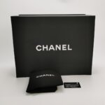 Chanel Leather Shoulder Bag — фото 9