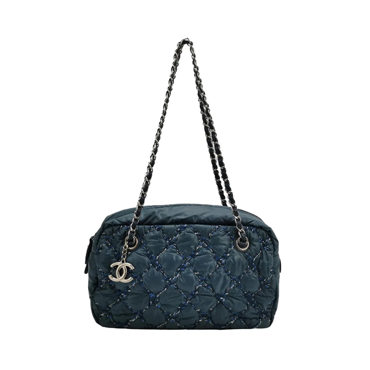 Chanel Quilted Lambskin CC Shoulder Bag — фото 1