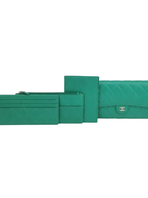 Chanel Lambskin Clutch — продано