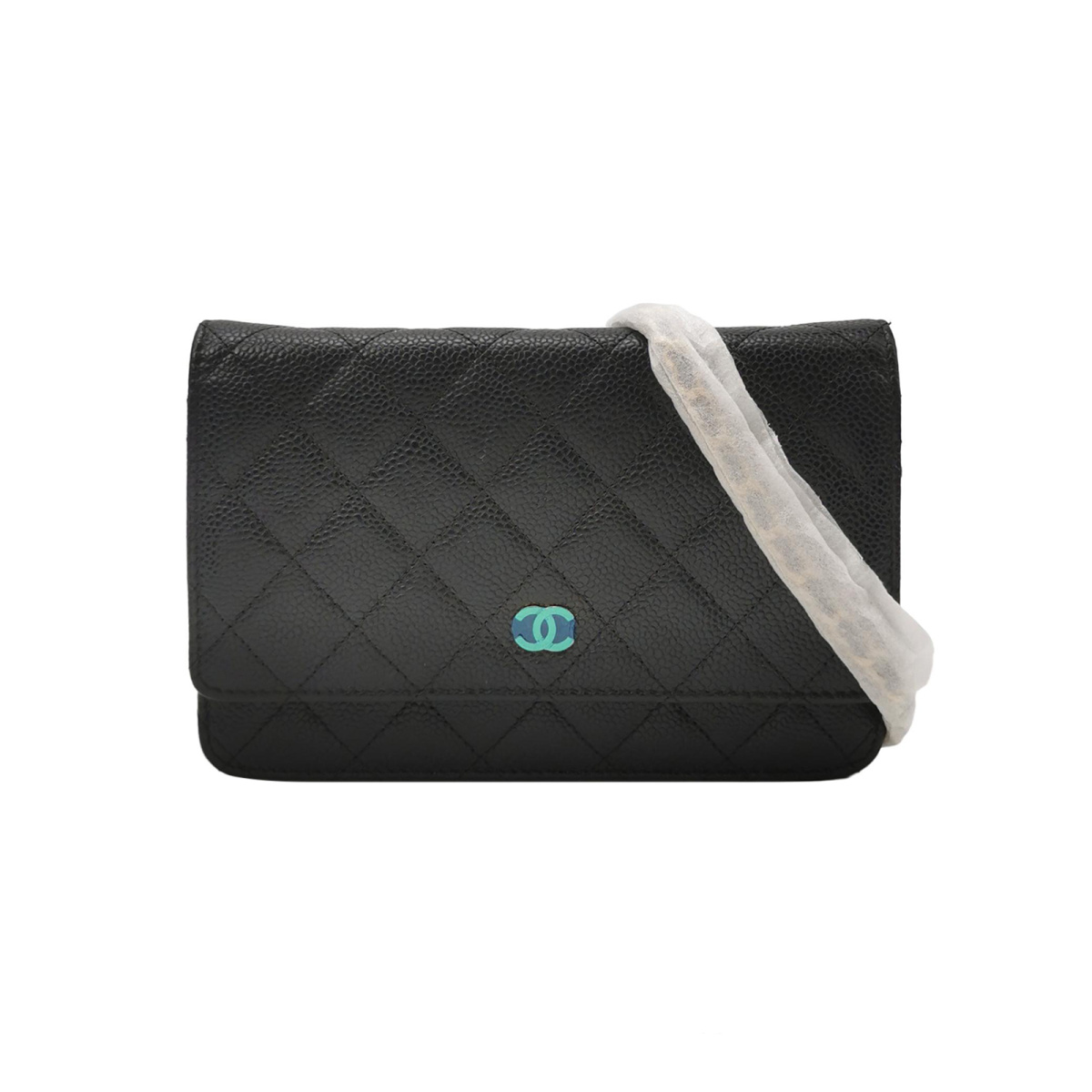 Chanel WOC — продано