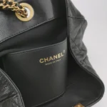 Chanel Quilted Calfskin CC Shoulder Bag (Шанель) — фото 8