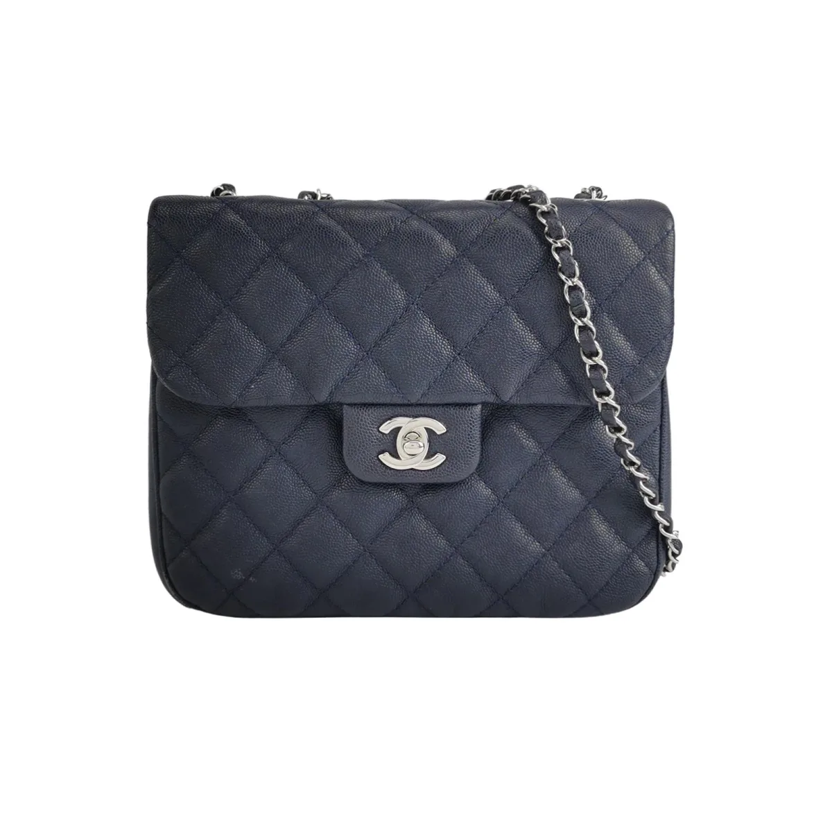 Chanel Flap — продано