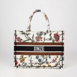 Dior Book Tote — фото 5