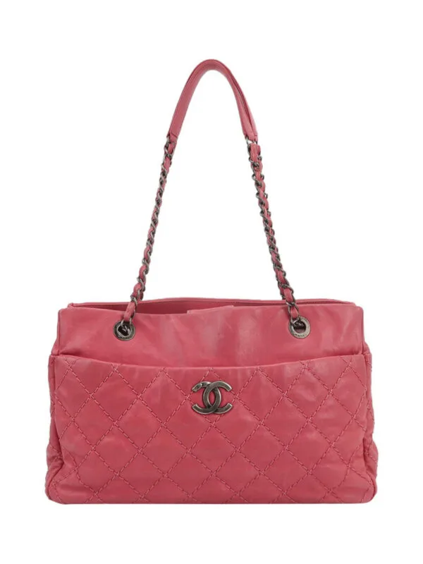 Chanel Leather Shoulder Bag — продано