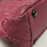 Chanel Leather Shoulder Bag — фото 21