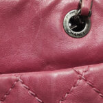 Chanel Leather Shoulder Bag — фото 22