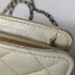 Chanel Leather Shoulder Bag — фото 18