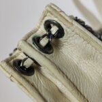 Chanel Leather Shoulder Bag — фото 21