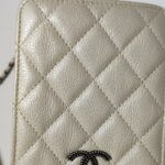 Chanel Leather Shoulder Bag — фото 22