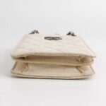 Chanel Leather Shoulder Bag — фото 6