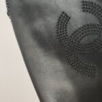 Chanel Lambskin Shoulder Bag — фото 17