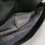 Chanel Lambskin Shoulder Bag — фото 8