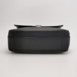 Louis Vuitton Taiga Vasili — фото 6