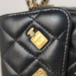 Chanel Lambskin Shoulder Bag — фото 23