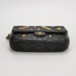 Chanel Lambskin Shoulder Bag — фото 6