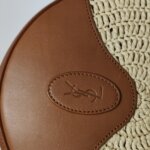 Saint Laurent Leather Shoulder Bag — фото 12