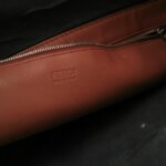 Fendi Leather Shoulder Bag — фото 8