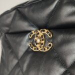 Chanel 19 Bag C — фото 12