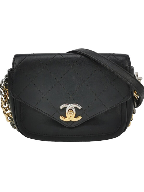 Chanel Leather Shoulder Bag — продано