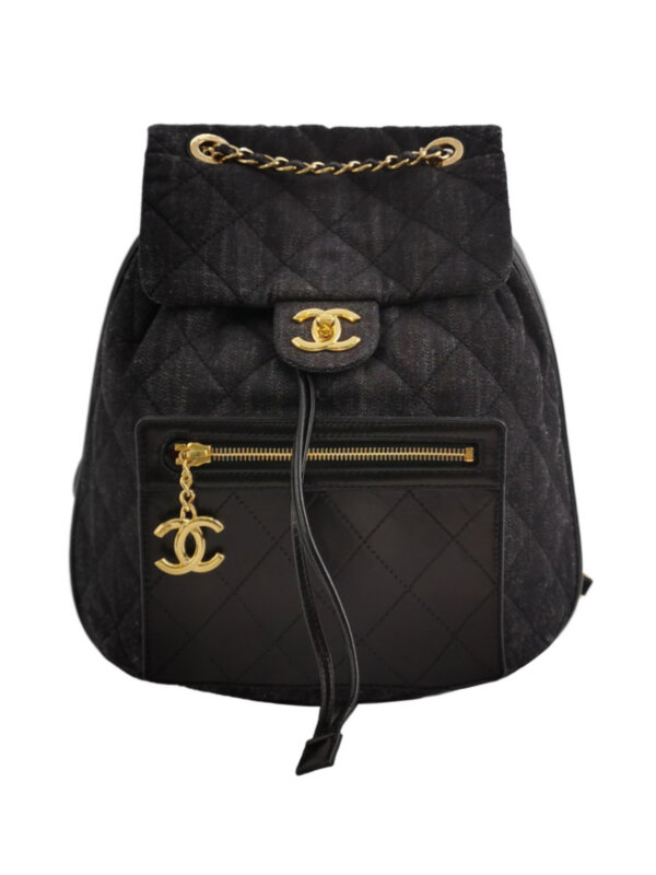 Chanel Leather Backpack — продано