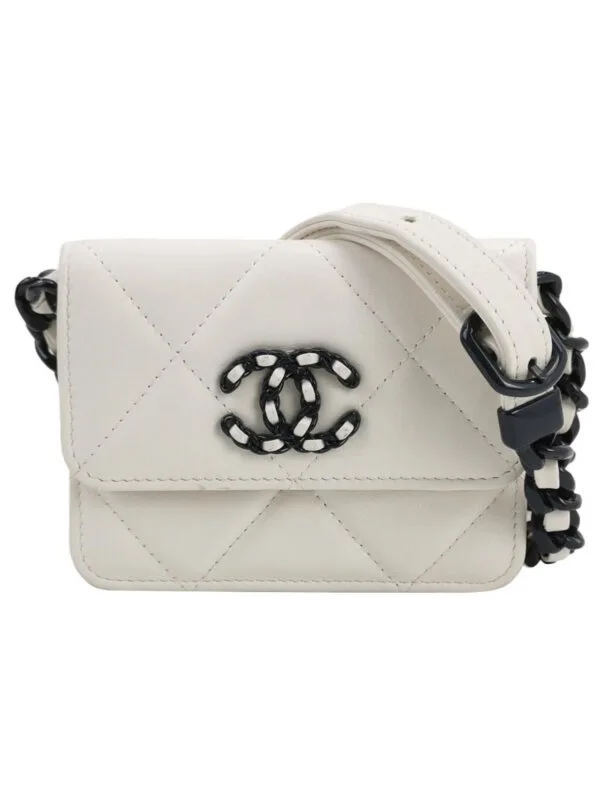 Chanel 19 Bag — продано